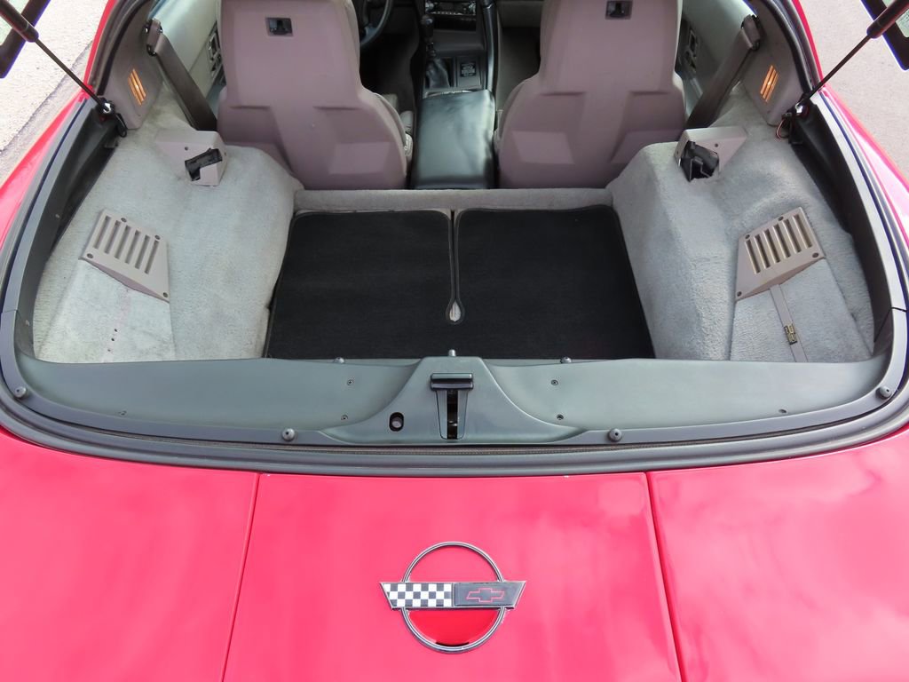 Used 1991 Chevrolet Corvette Coupe image 14