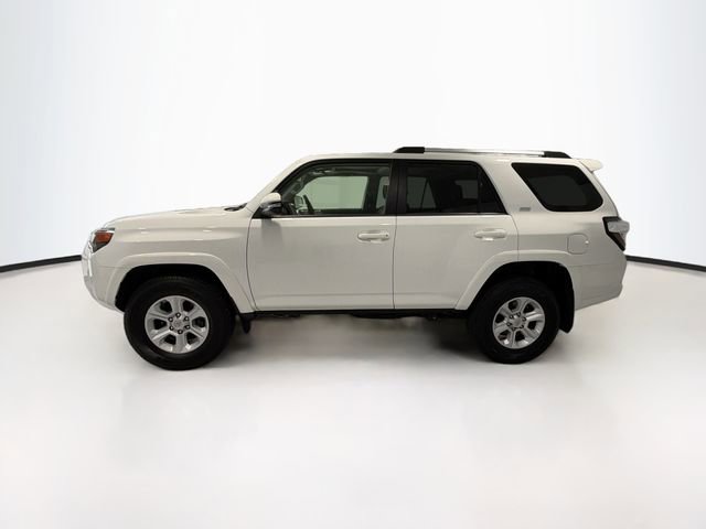 Certified 2024 Toyota 4Runner SR5 Premium w/ Moonroof Package AWD/4WD image 4