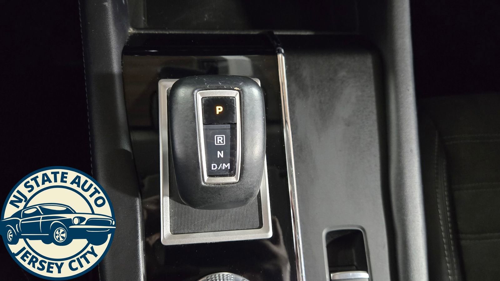 Used 2023 Mitsubishi Outlander SE image 16