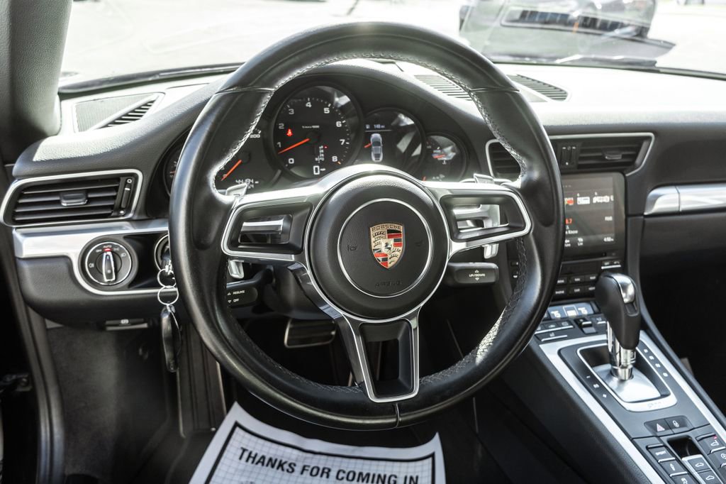 Used 2018 Porsche 911 Carrera image 8