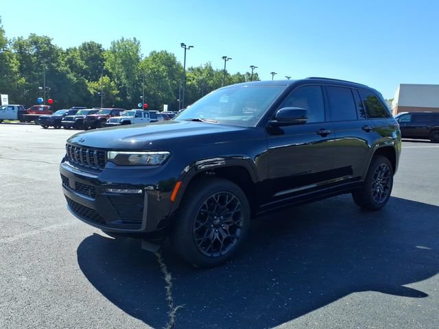New 2026 Jeep Grand Cherokee Summit w/ Obsidian Package AWD/4WD image 3