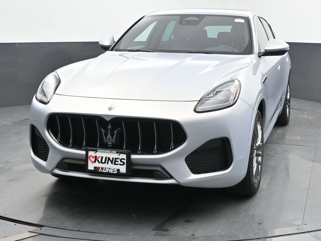 Used 2024 Maserati Grecale GT image 4
