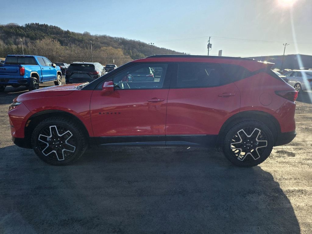 Used 2023 Chevrolet Blazer RS w/ Driver Confidence II Package image 10