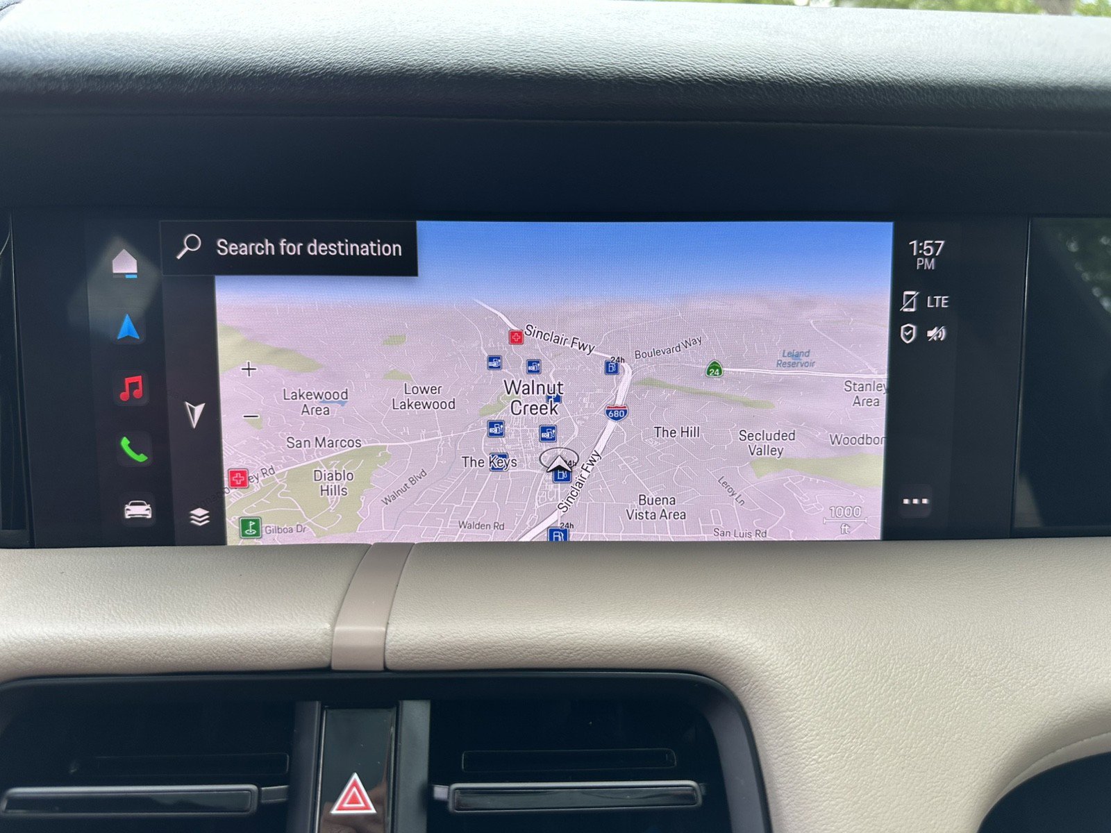 Used 2022 Porsche Taycan image 24