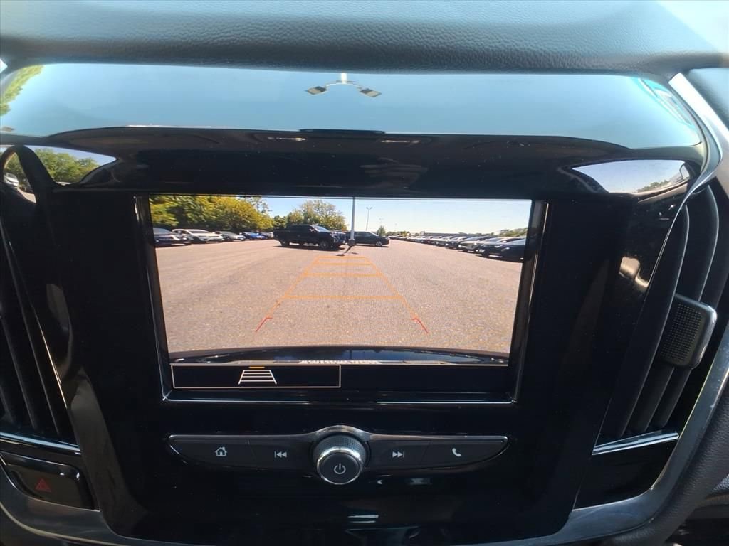 Used 2021 Chevrolet Traverse LS AWD/4WD image 25