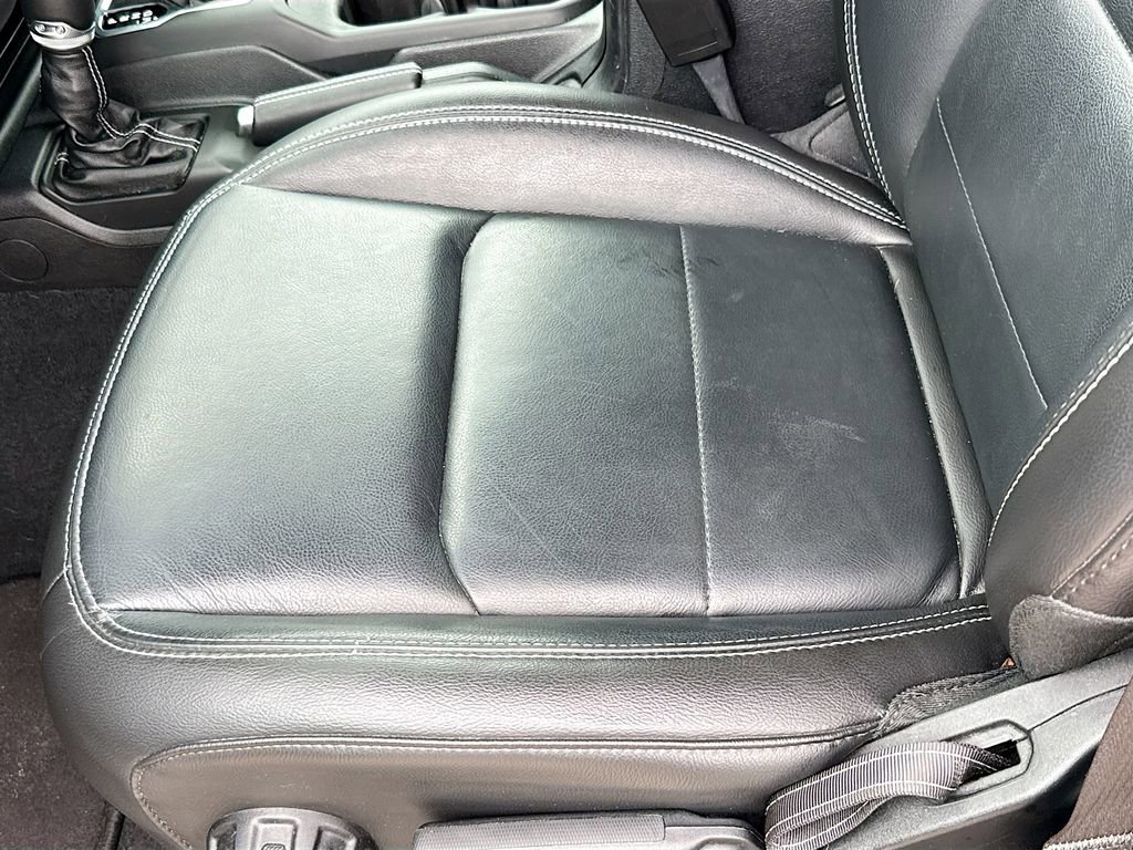 Used 2023 Jeep Wrangler Unlimited Sahara w/ Cold Weather Group image 20