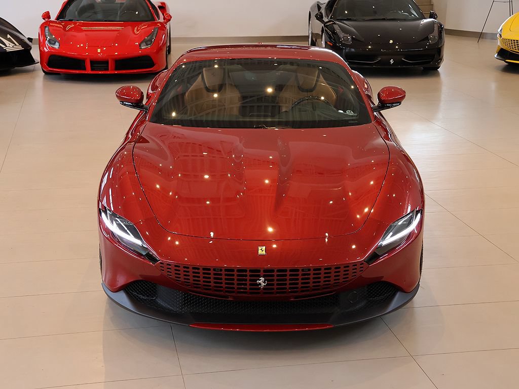 Certified 2022 Ferrari Roma RWD image 40