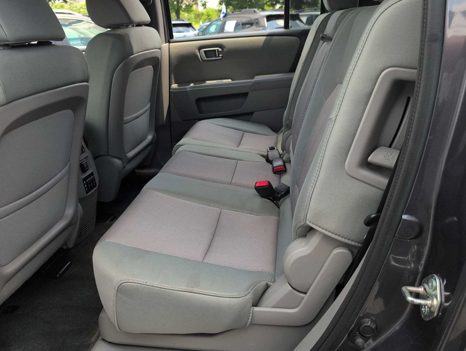 Used 2015 Honda Pilot SE image 19