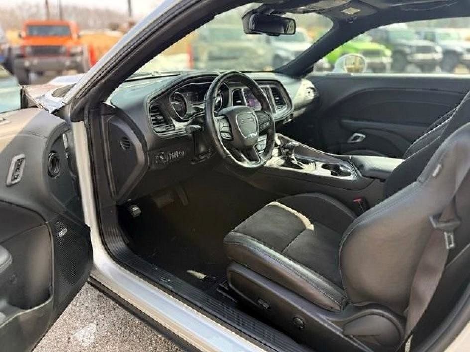 Used 2023 Dodge Challenger R/T w/ Plus Package RWD image 2