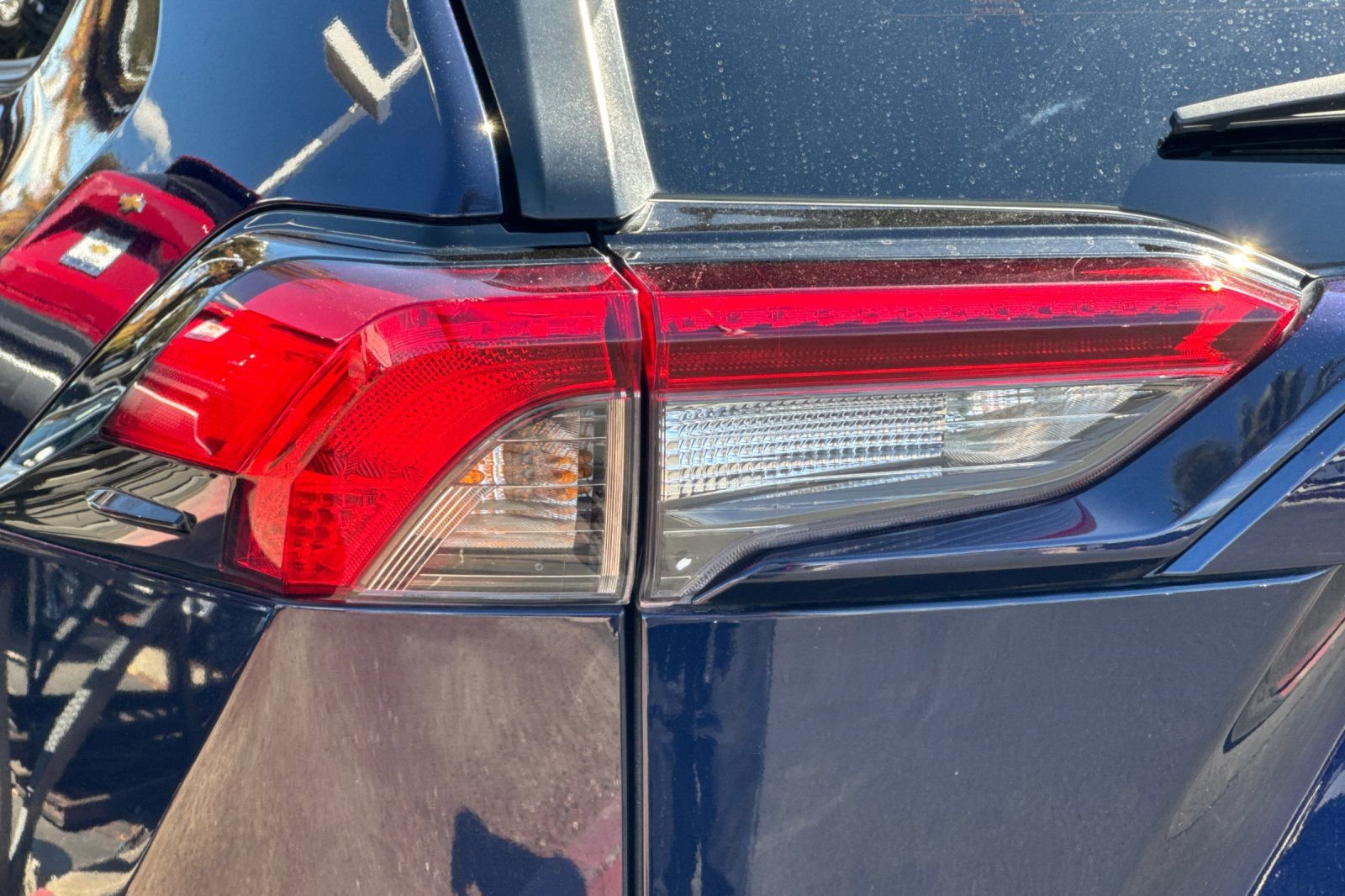 Used 2021 Toyota RAV4 XLE Premium w/ Carpet Mat Package (TMS) image 44