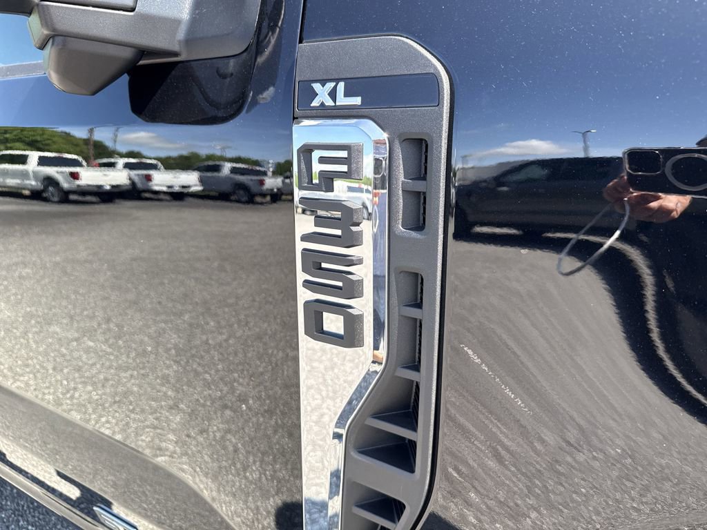 New 2025 Ford F350 XL w/ 360-Degree Camera Package image 13