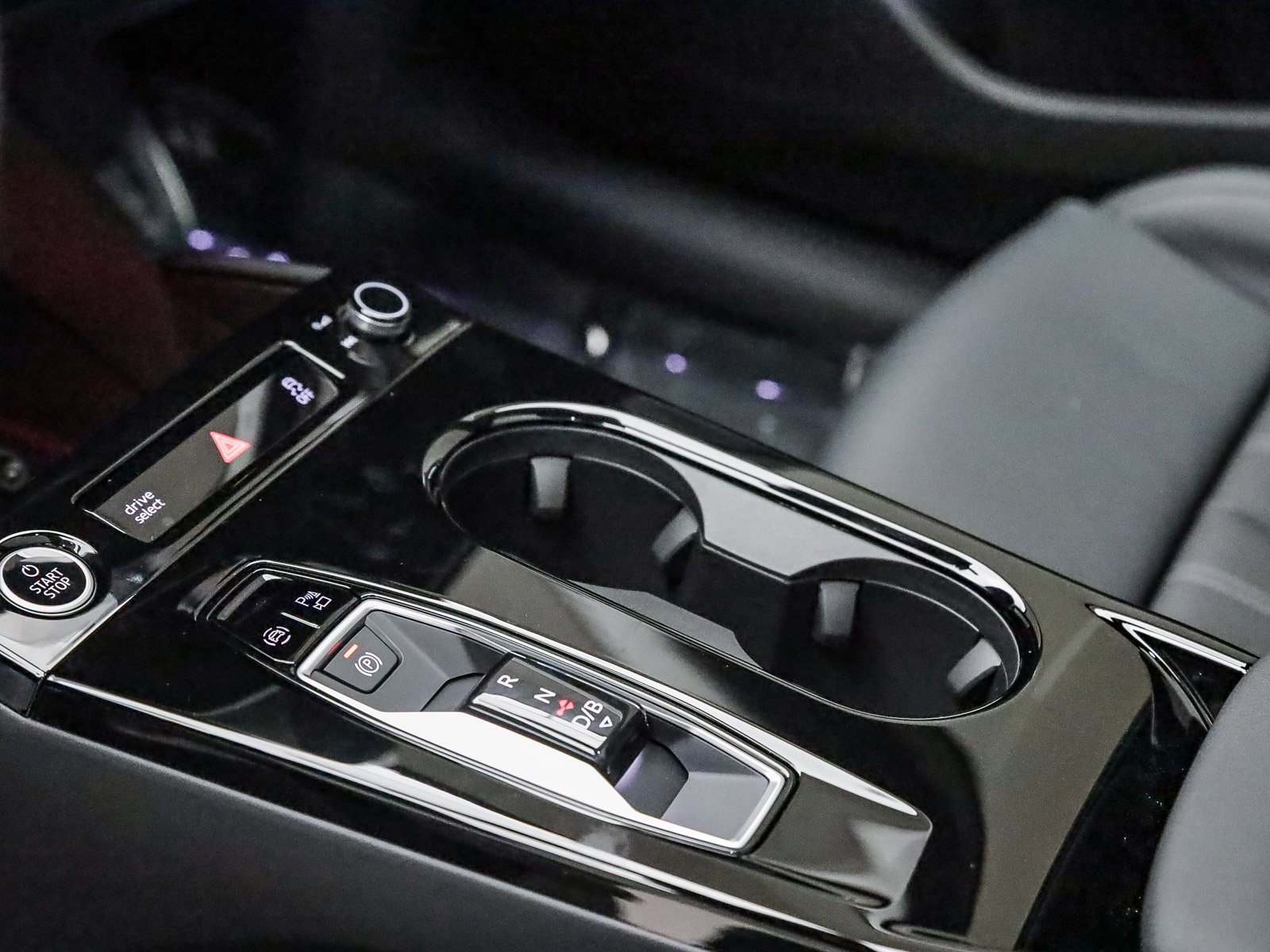 New 2025 Audi A6 e-tron Premium Plus image 25