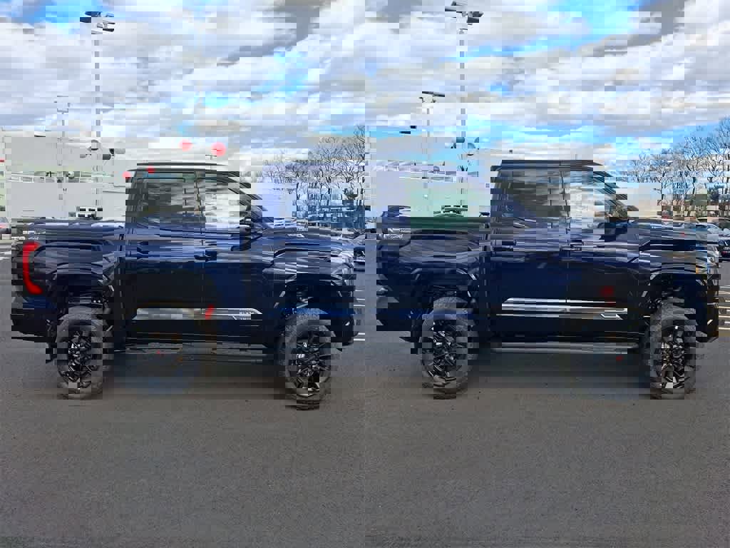 New 2025 Toyota Tundra Platinum image 4