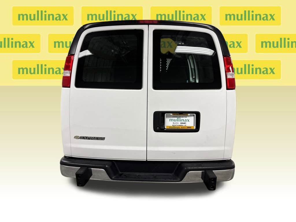 Used 2024 Chevrolet Express 2500 Work Van w/ Driver Convenience Package image 15