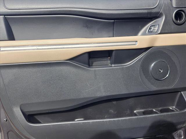 Used 2024 Ford Expedition Max Limited RWD image 11