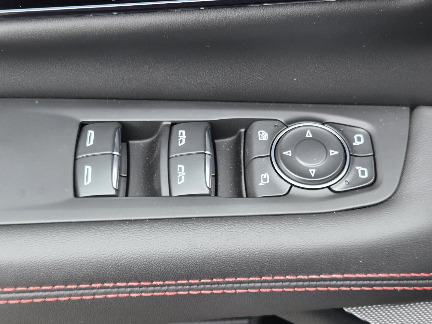 New 2026 GMC Yukon AT4 Ultimate AWD/4WD image 18