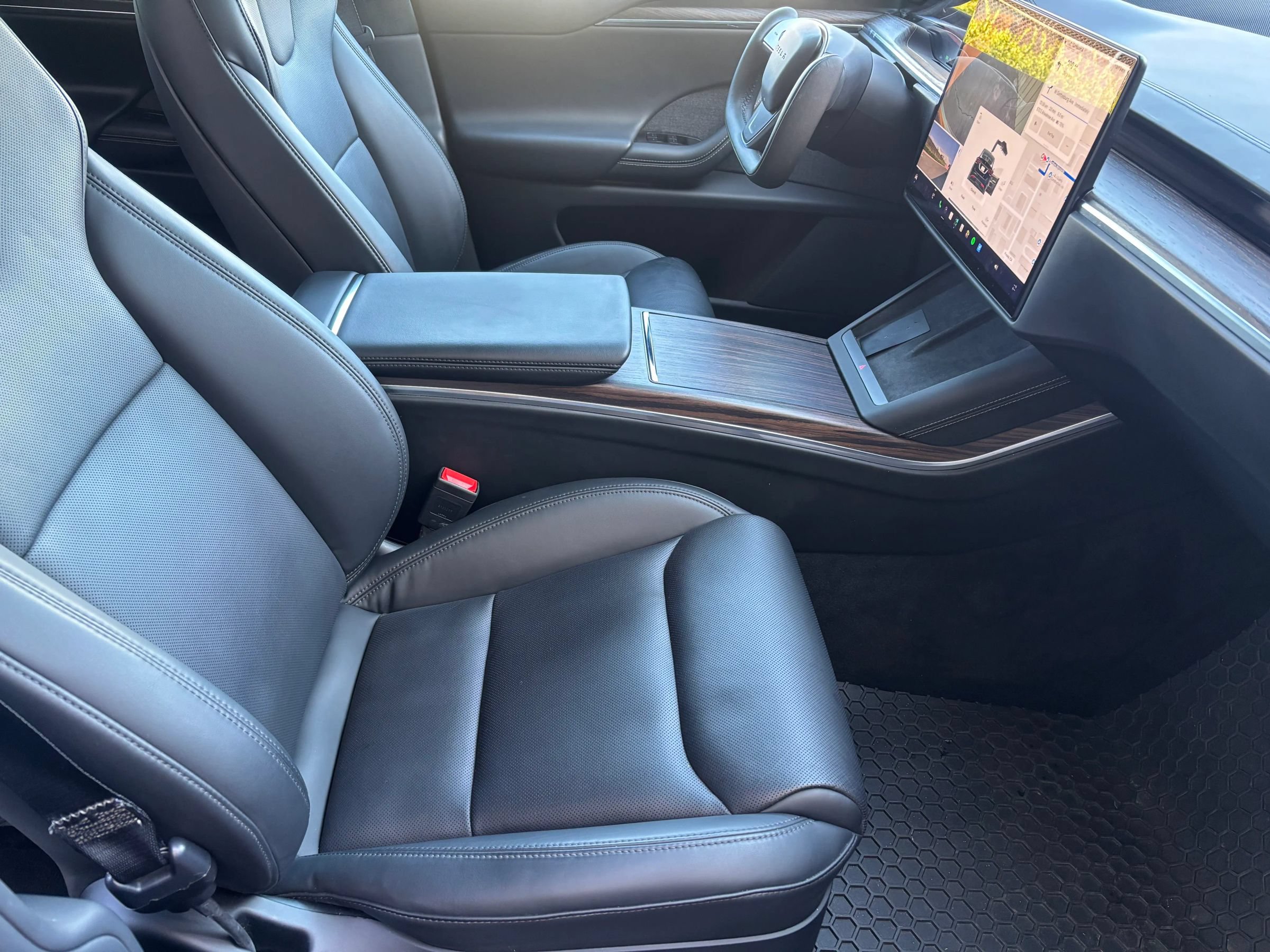 Used 2022 Tesla Model X AWD/4WD image 12