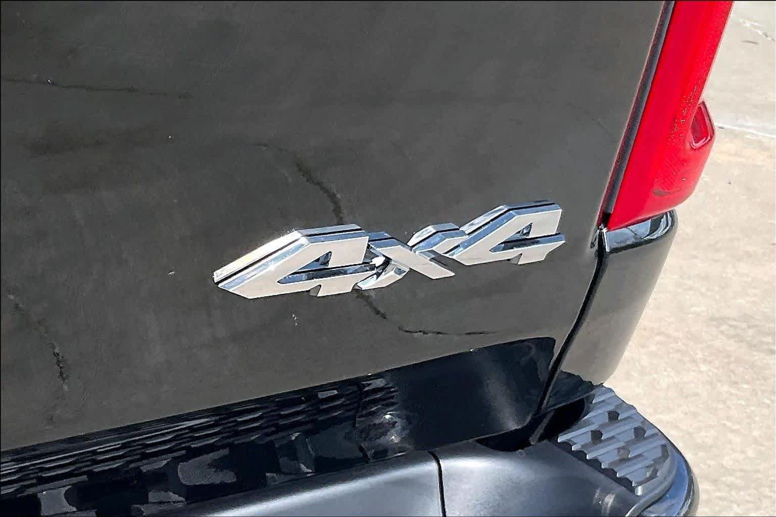New 2027 RAM 1500 4x4 Crew Cab image 15