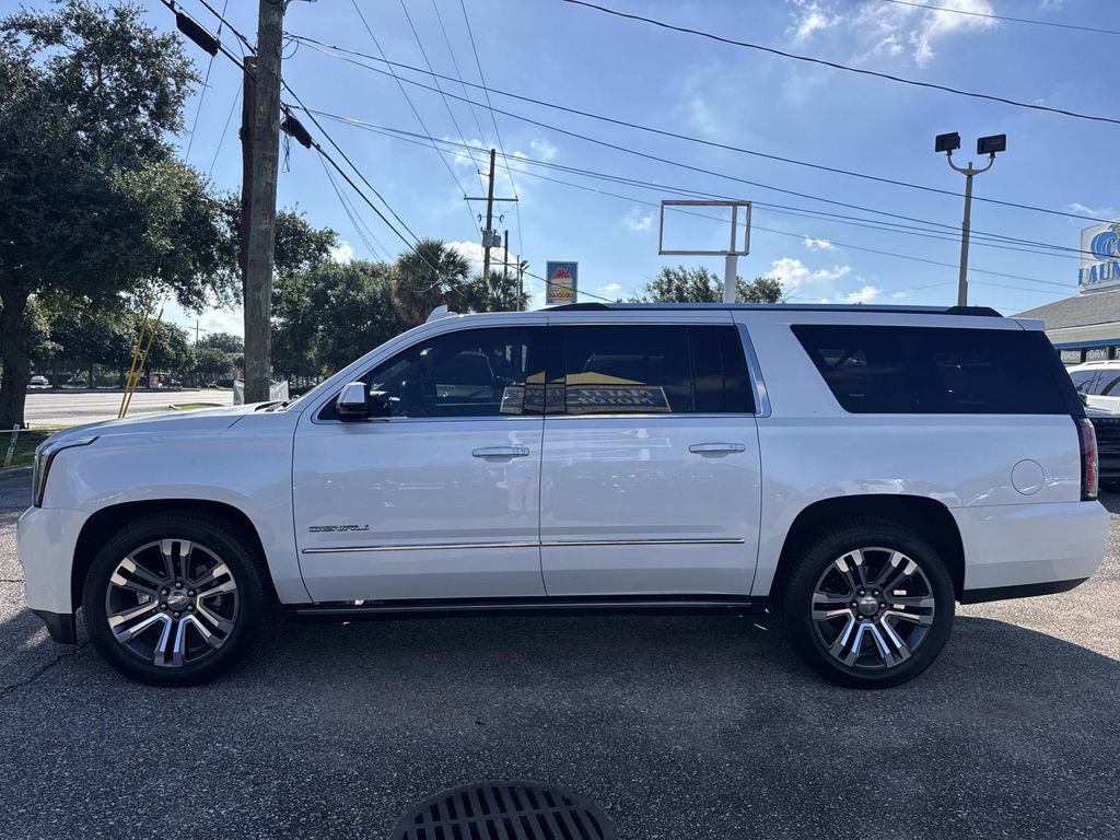 Used 2019 GMC Yukon XL Denali w/ Denali Ultimate Package RWD image 4