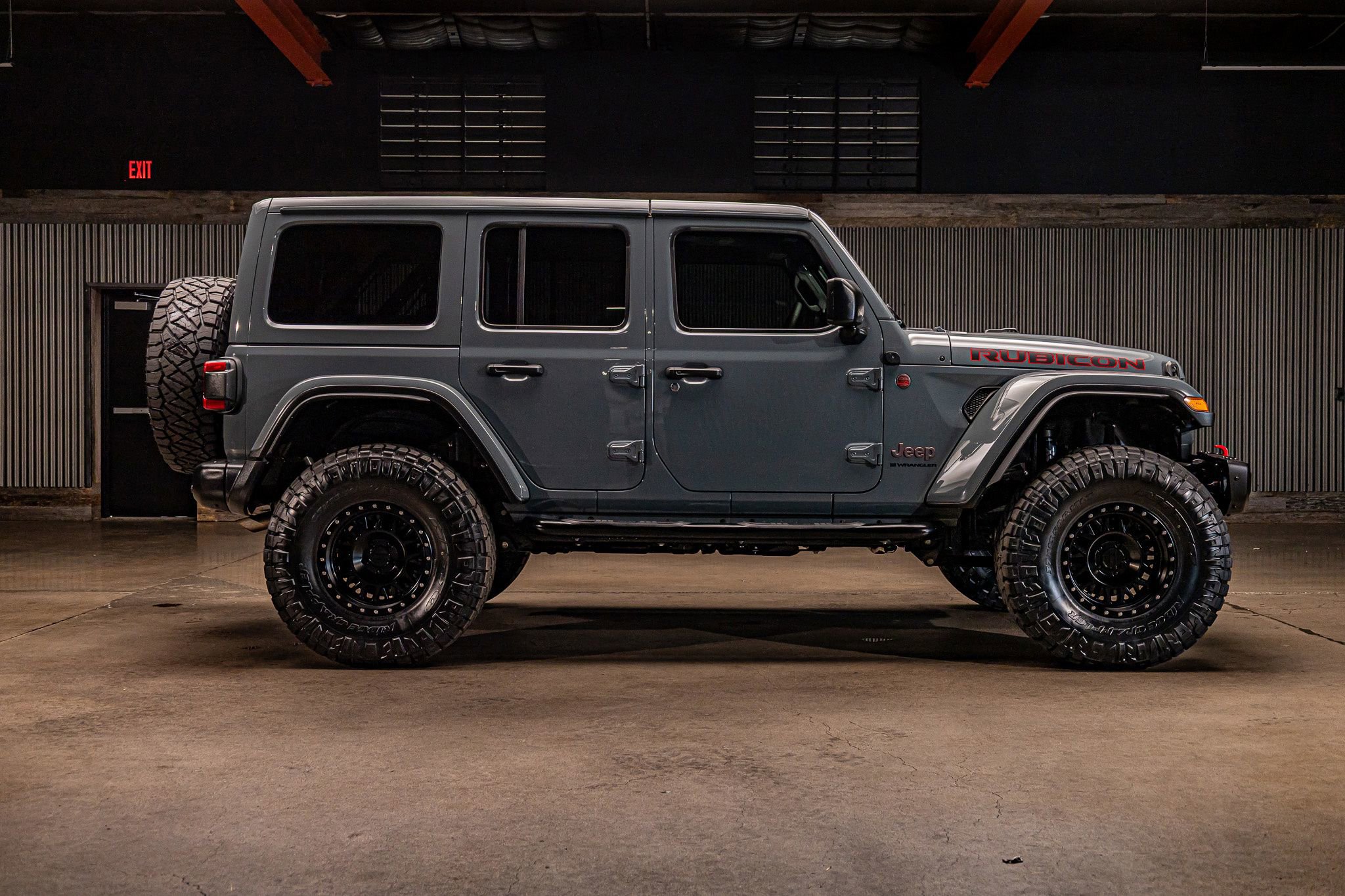 Used 2024 Jeep Wrangler Unlimited Rubicon AWD/4WD image 11