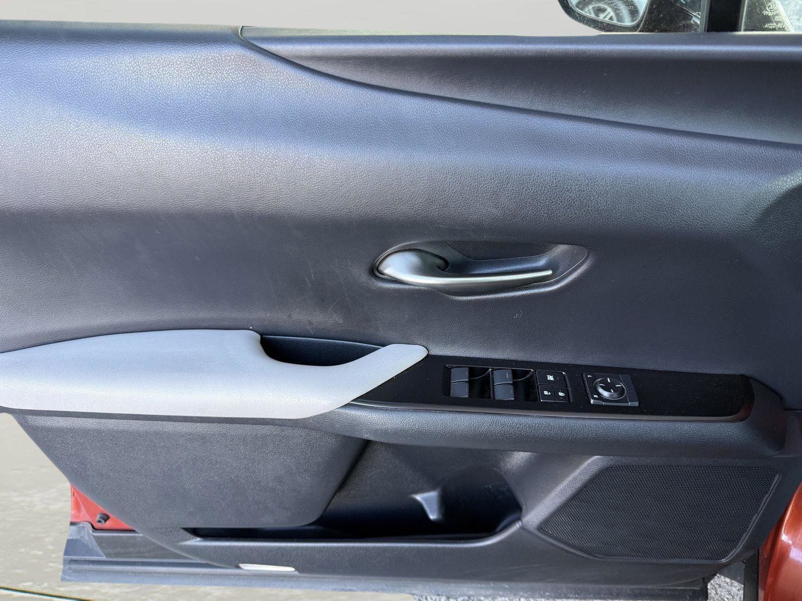 Used 2019 Lexus UX 250h image 9