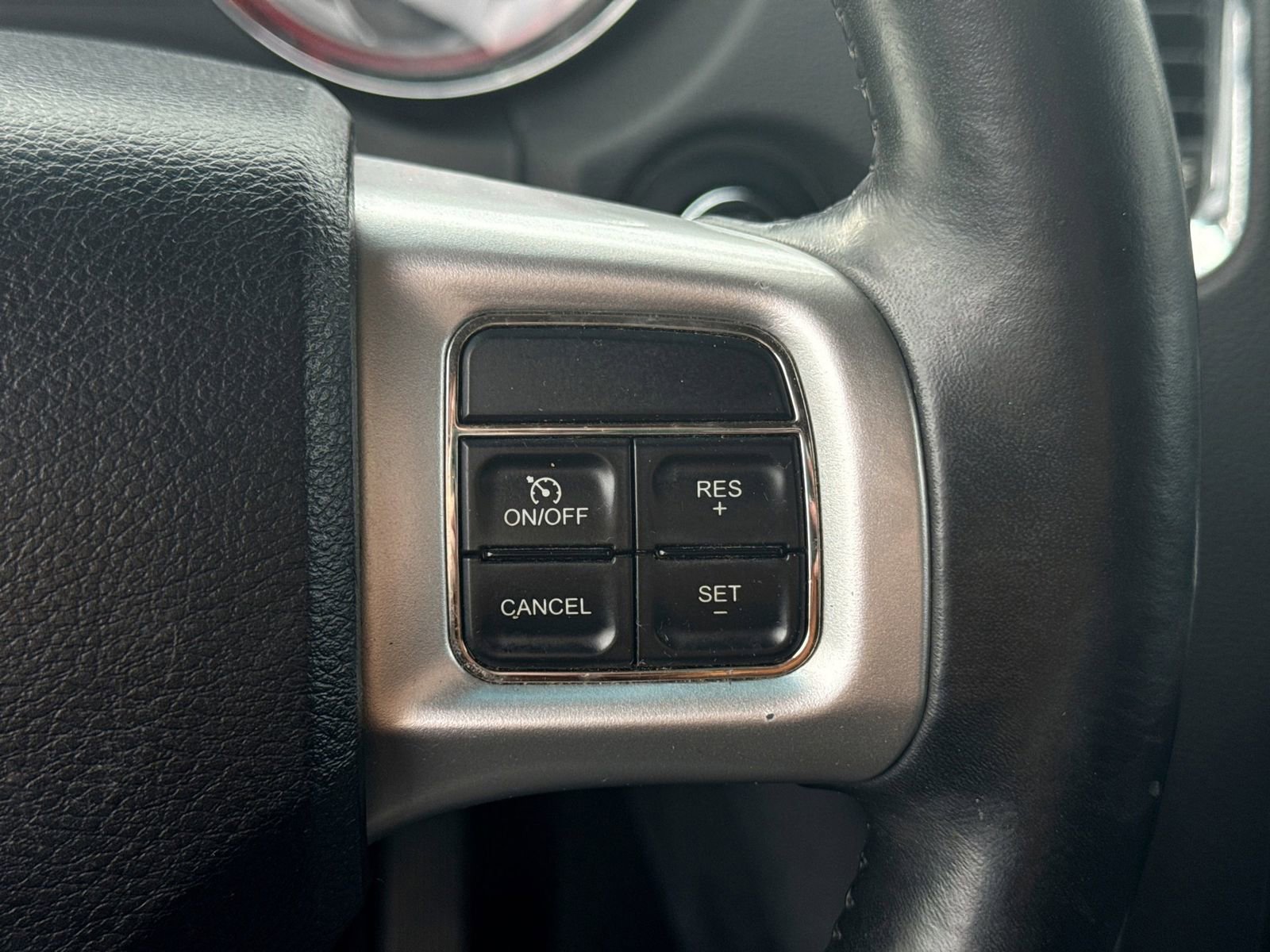 Used 2012 Dodge Durango R/T AWD/4WD image 28