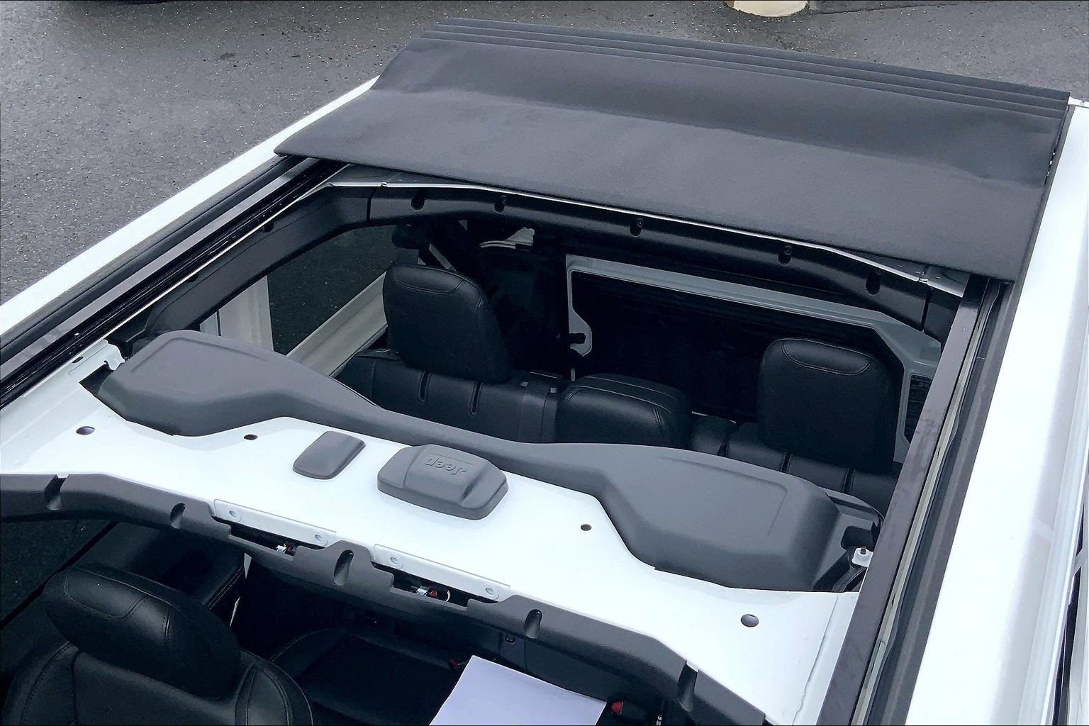 Certified 2025 Jeep Wrangler Sahara image 32