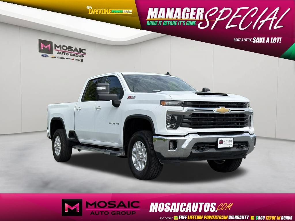 Used 2026 Chevrolet Silverado 2500 LT AWD/4WD image 1