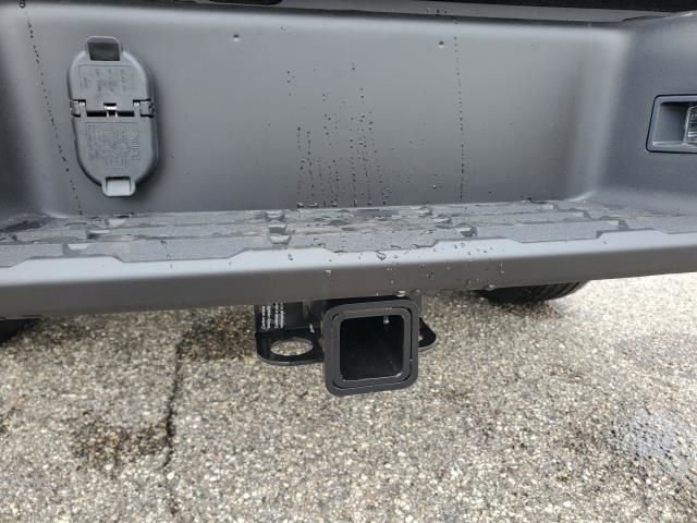 New 2026 Nissan Frontier SV image 17