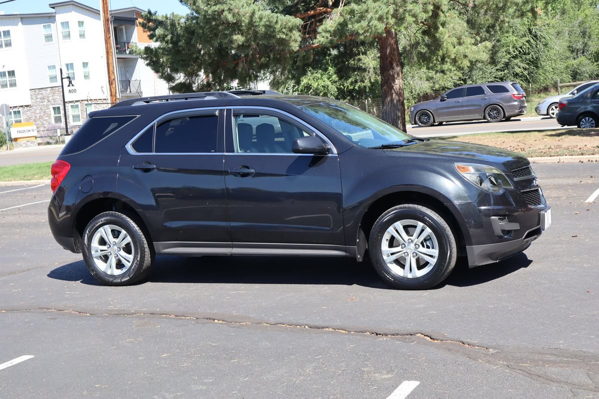 Used 2010 Chevrolet Equinox LT w/ Vehicle Interface Package AWD/4WD image 2