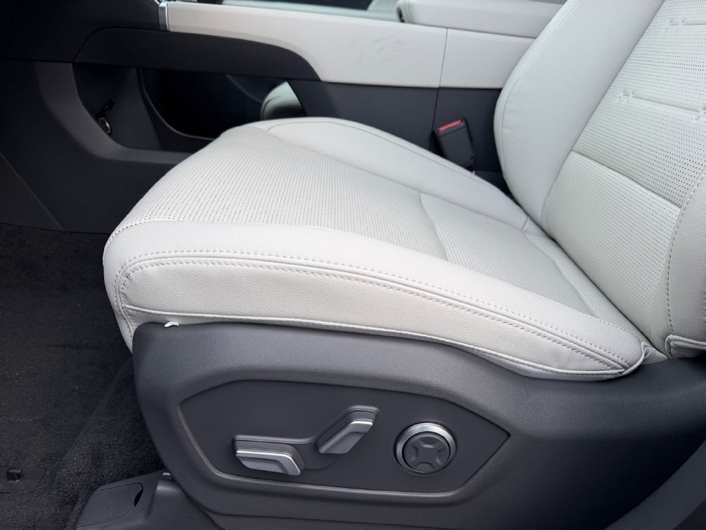 New 2027 Hyundai Santa Fe Limited AWD/4WD image 10