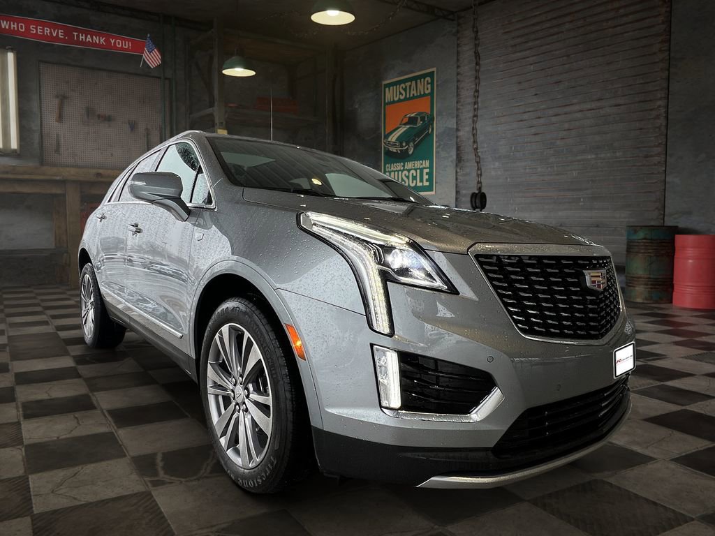 Certified 2025 Cadillac XT5 Premium Luxury image 7