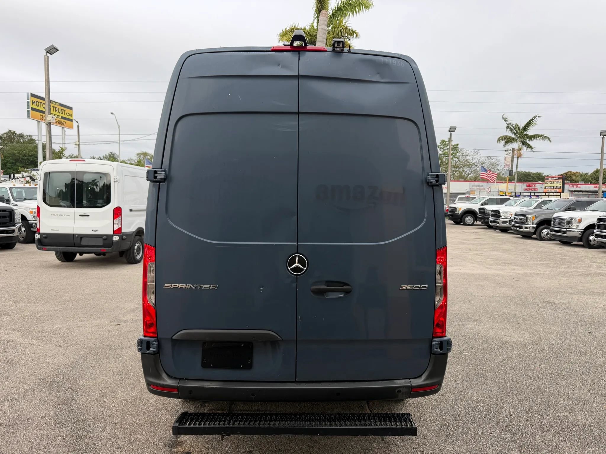 Used 2019 Mercedes-Benz Sprinter 144 image 4