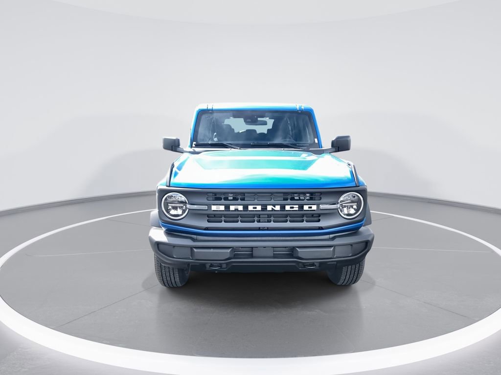 New 2025 Ford Bronco 4-Door image 3