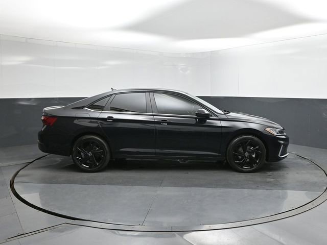 New 2026 Volkswagen Jetta SE FWD image 26