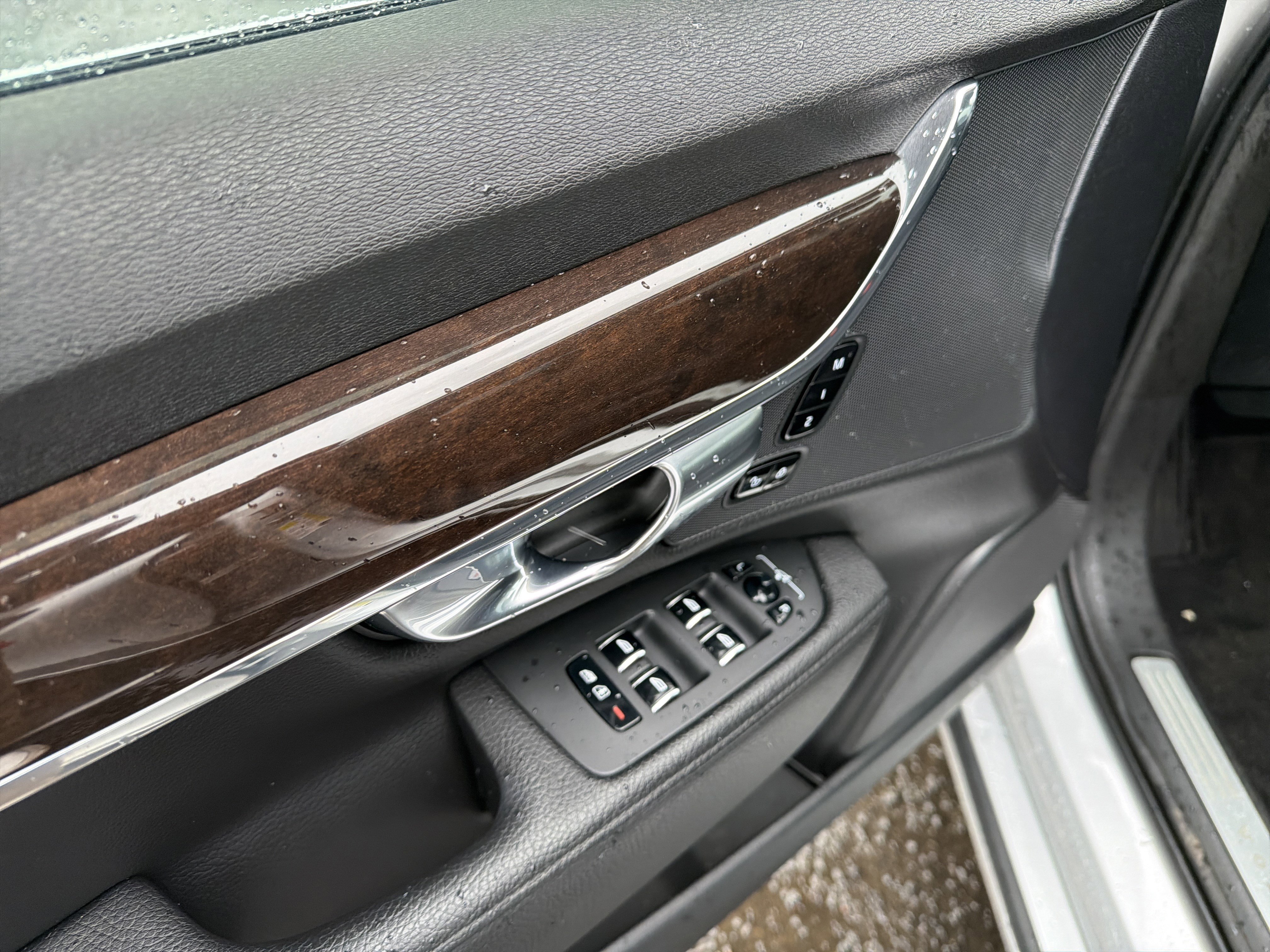 Used 2018 Volvo S90 T5 Momentum w/ Convenience Package AWD/4WD image 18