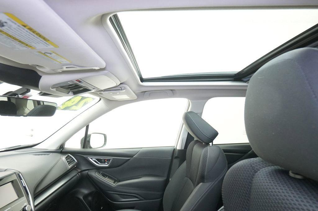 Used 2024 Subaru Forester Premium image 18