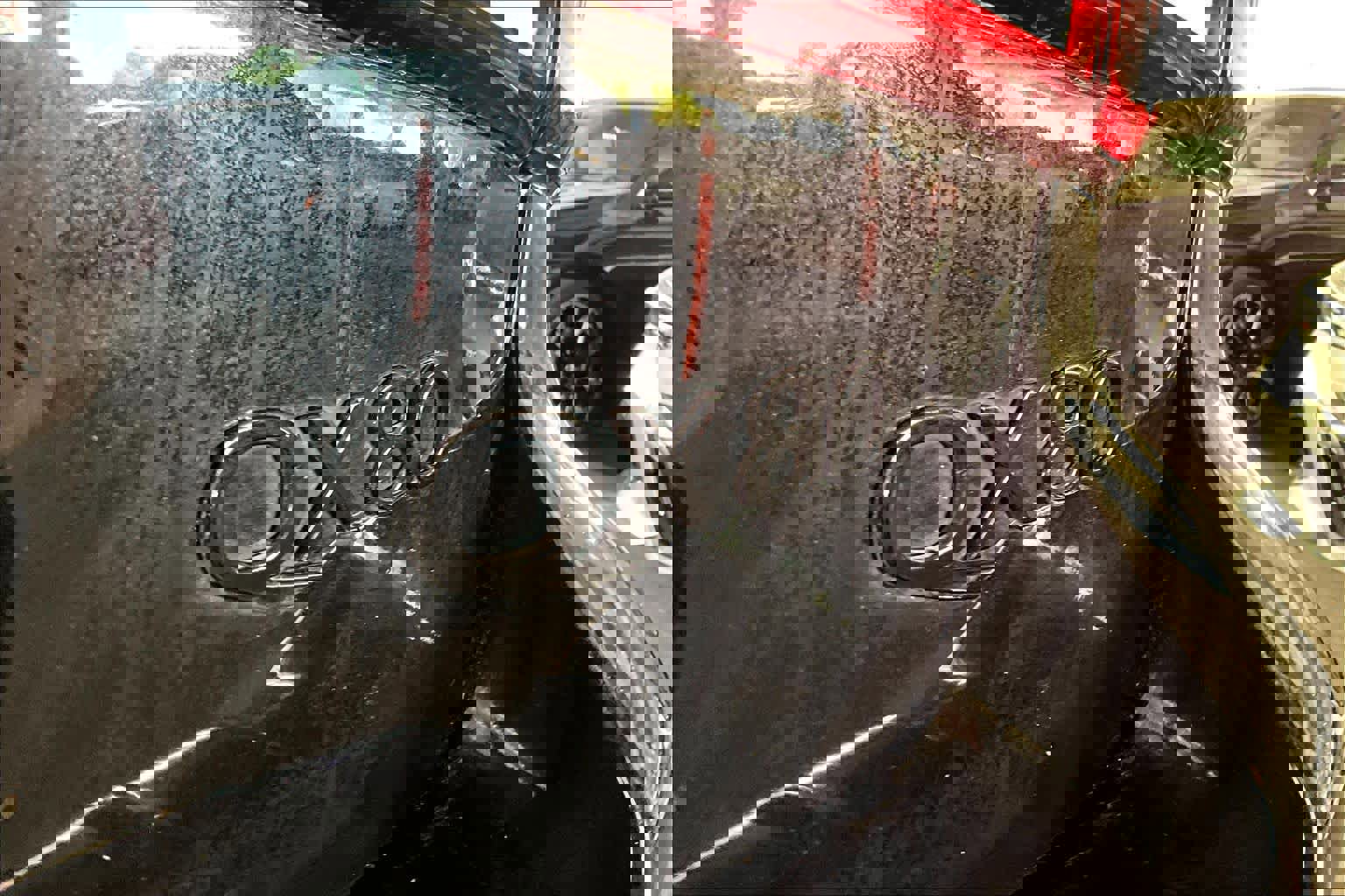 Used 2024 INFINITI QX80 Sensory AWD/4WD image 9