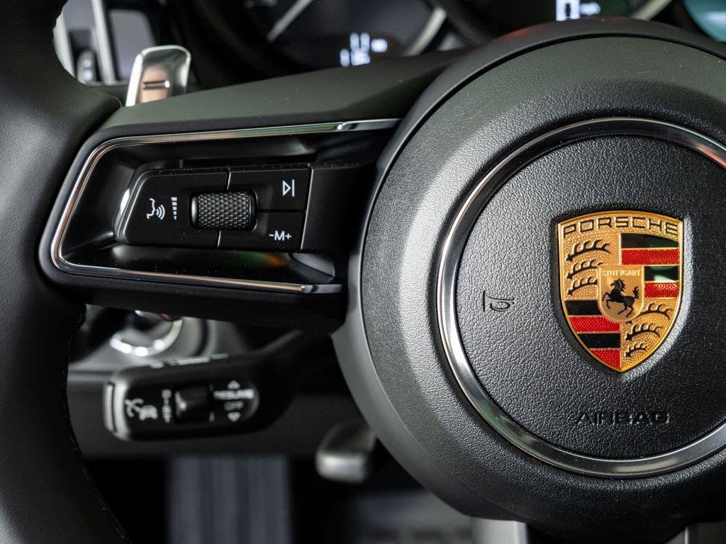 New 2026 Porsche Macan AWD/4WD image 10