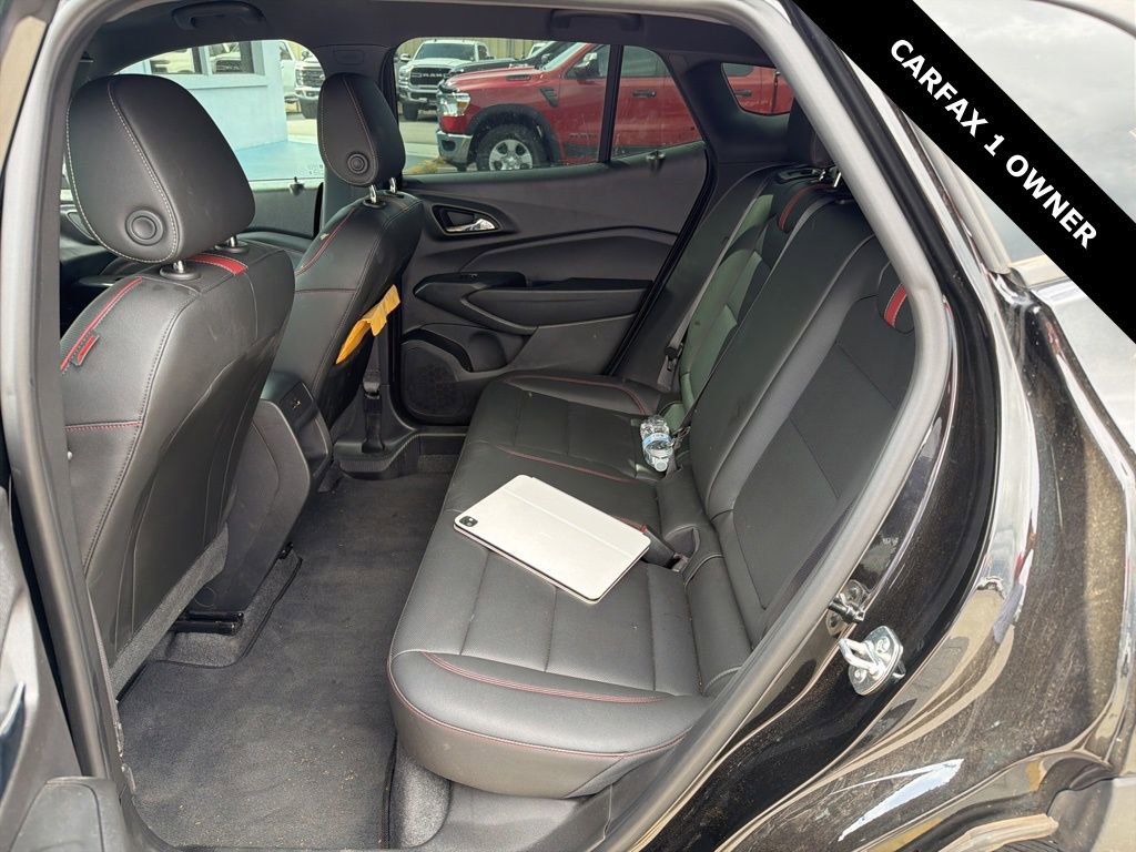Used 2025 Chevrolet Trax RS image 10