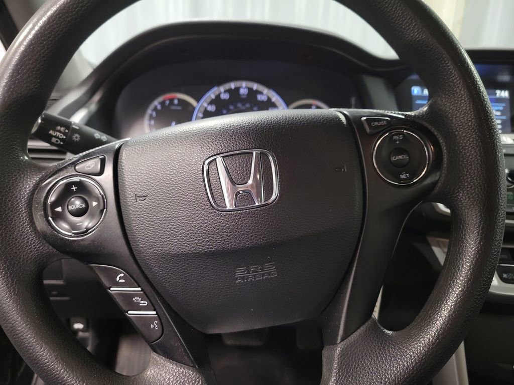 Used 2015 Honda Accord LX image 17