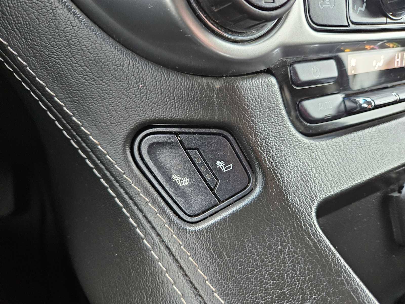 Used 2019 Chevrolet Tahoe LT image 34