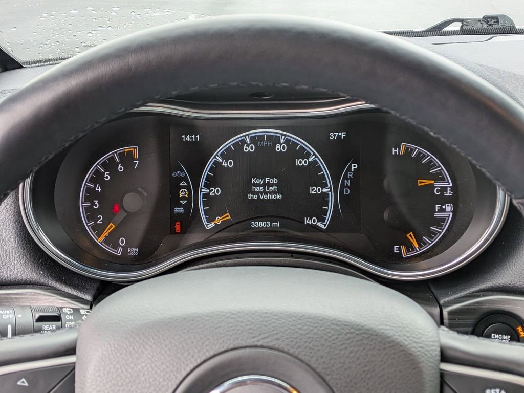 Used 2022 Jeep Grand Cherokee Laredo X image 19