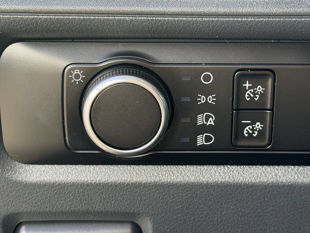 Used 2024 Ford Expedition XLT RWD image 25