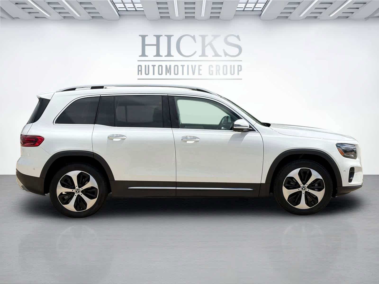 Used 2026 Mercedes-Benz GLB 250 image 4