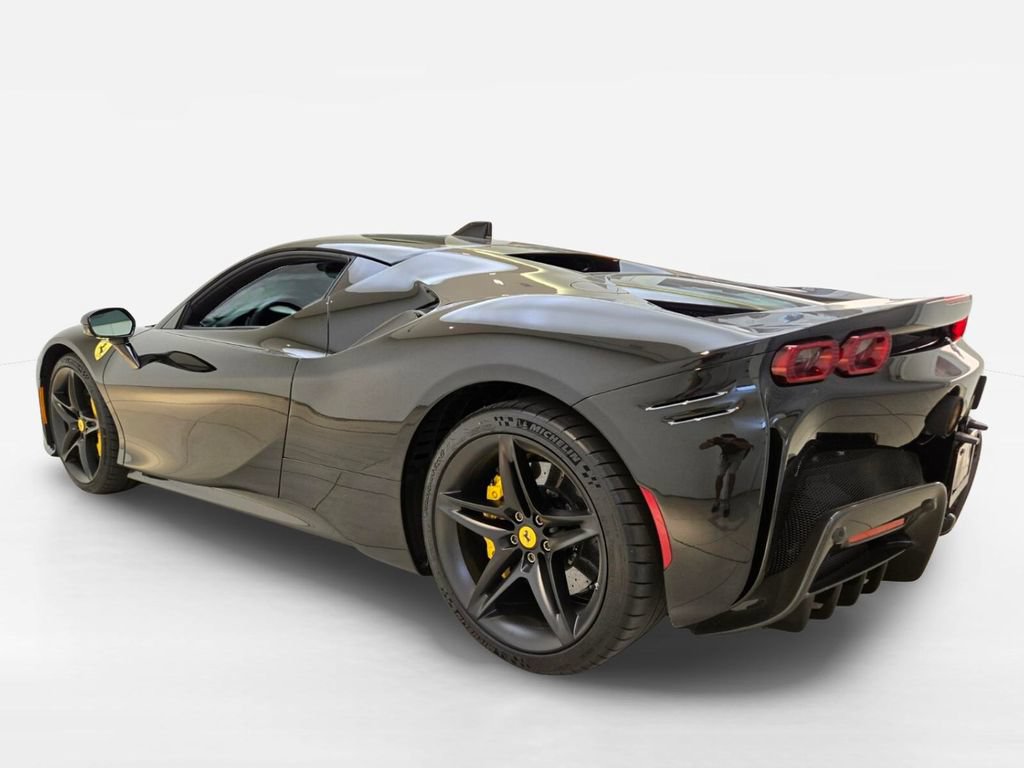Used 2022 Ferrari SF90 Stradale AWD/4WD image 11