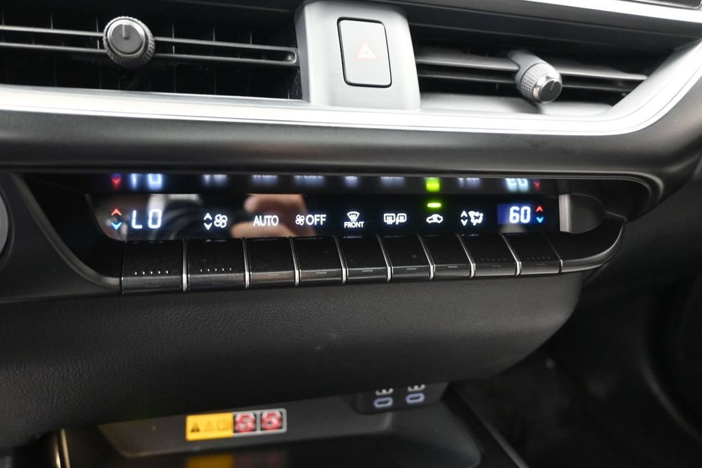 Used 2023 Lexus UX 250h FWD w/ Accessory Package (Z2) image 15