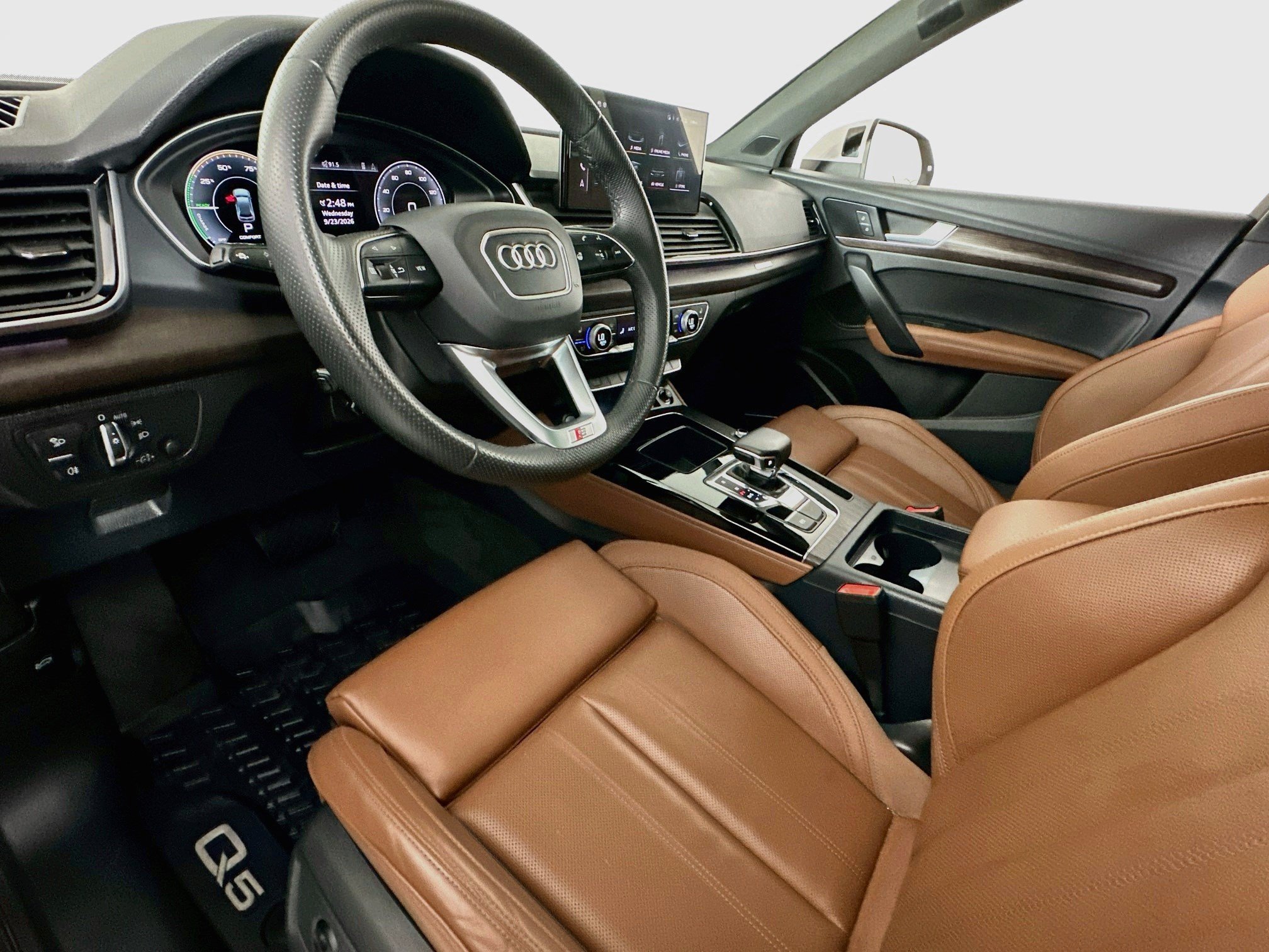Used 2025 Audi Q5 e Premium Plus w/ Premium Plus Package AWD/4WD image 7