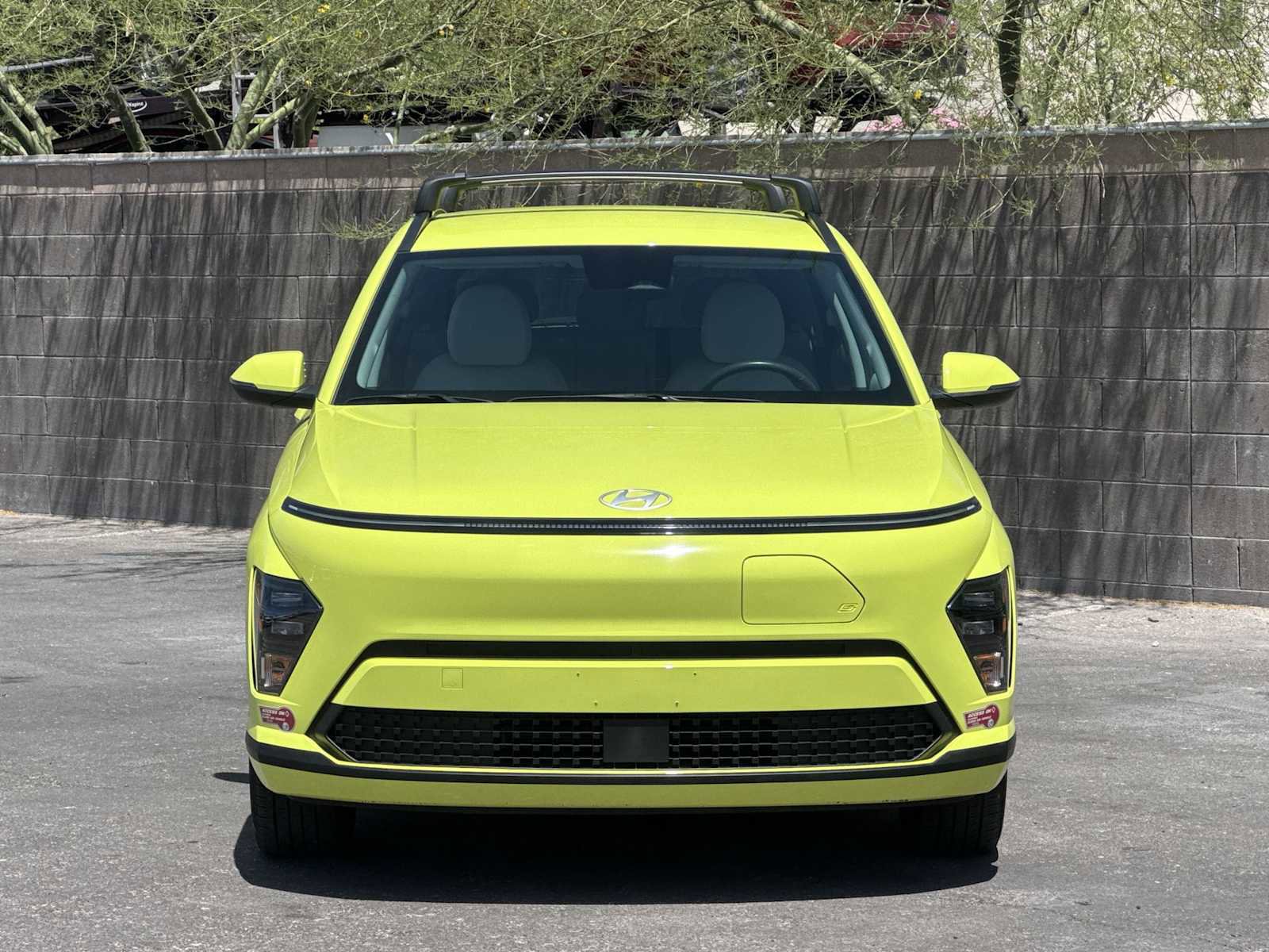Used 2024 Hyundai Kona SEL FWD image 3