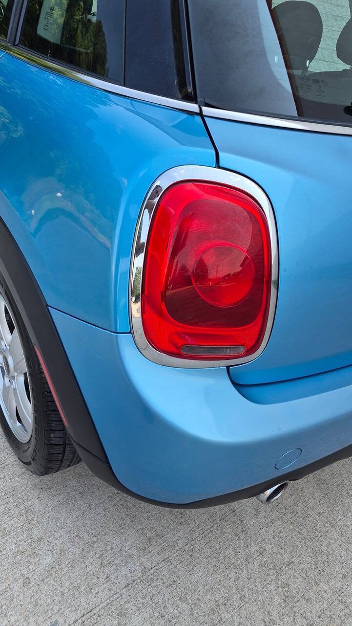 Used 2015 MINI Cooper 4-Door Hardtop FWD image 14
